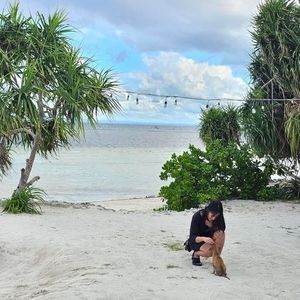 Meet your Posher, Era yvonne